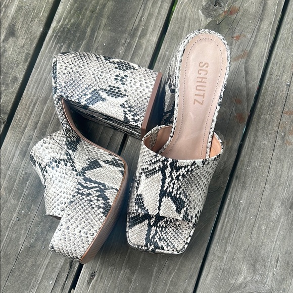 Schutz Aretha Snake Print Platform Block Heels Neutral 8 - Picture 1 of 9